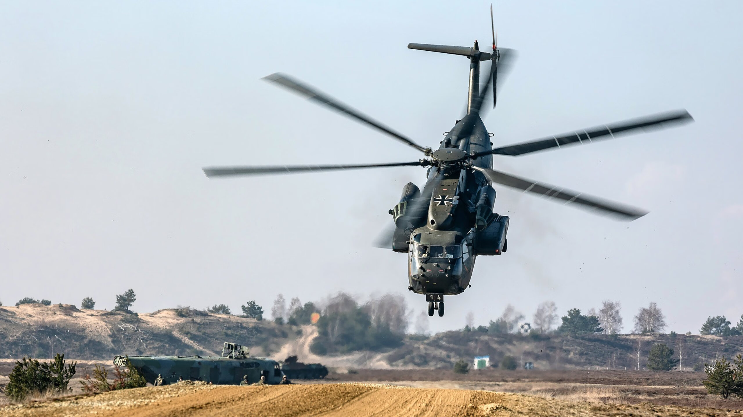 当范弗利特穿上橙色战袍，一个技术蓝领的总决赛宣言