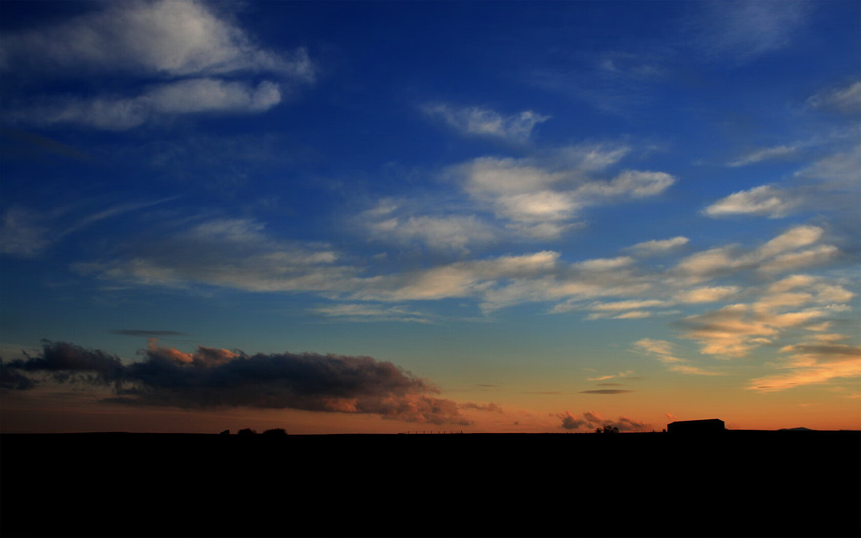 双线交织,富安健洋的突破与佛罗伦萨的英格兰制霸—一个足球新维度的诞生