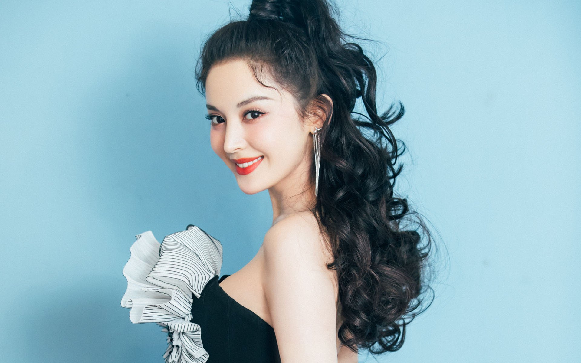 铜墙铁壁与致命尖刀，当巴拉圭的锁链遇上萨内的魔法